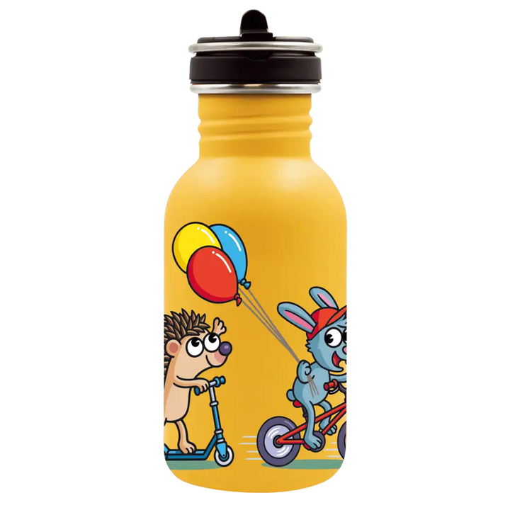 Botella infantil de acero con tapón Flow con un dibujo de un erizo persiguiendo a un gato con globos en bicicleta