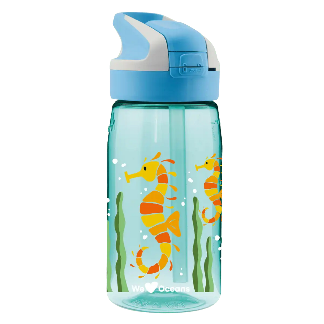 Botella de Tritan azul con tapón Summit y diseño de caballitos de mar en el agua