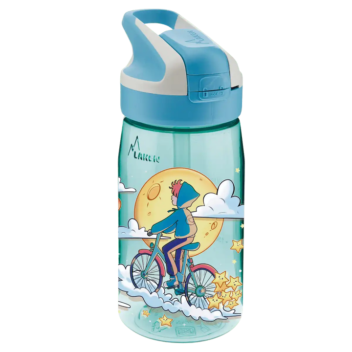 Botella de Tritan azul con tapón Summit y diseño de un niño en bicicleta por las nubes y la luna